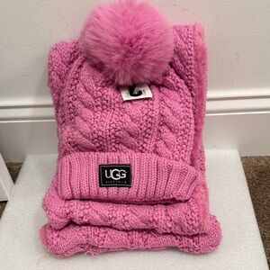 UGG Pink Cable Knit Beanie and Scarf Set NWT